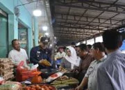 Pj. Walikota Letnan Pantau Harga Kebutuhan Pokok Di Pasar