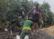 Pastikan Material Pembangunan Jembatan di Desa Sungai Badak Cukup Untuk Lelancaran Pembangunan Jembatan