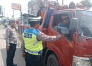 Satlantas Polres Lampung Tengah Imbau Kendaraan Bak Terbuka Tidak Memuat Penumpang