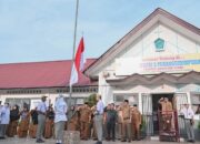 Menjadi Pembina Upacara Bendera Di SMA Negeri 5 Padangsidimpuan