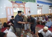 Bupati Tapsel Buka Puasa Sekaligus Sholat Tarawih Bersama Masyarakat Batang Toru