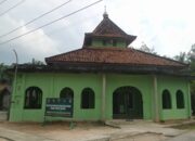 Perehaban Masjid Program Unggulan Dalam TMMD Ke-119 Kodim 0426/TB