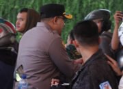 Polres Lampung Selatan Bagikan Minuman Gratis untuk Pemudik Arus Balik