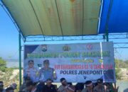 Polres Jeneponto Bersama Masyarakat gelar Bakti Sosial Penanaman Pohon Mangrove di Pesisir Desa Bungeng Rangka Memperingati HUT Bhayangkara ke-78