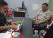 Warga Tapsel Datangi Bawaslu, Serahkan Uang Rp50 Ribu Pemberian Tim Dolly-Buchori