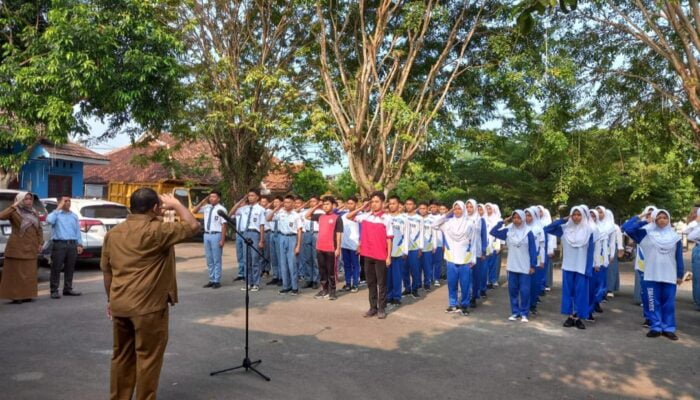 Pemerintah Kecamatan Anyer melakukan kegiatan apel pembukaan Paskibra untuk persiapan HUT RI Yang ke-79