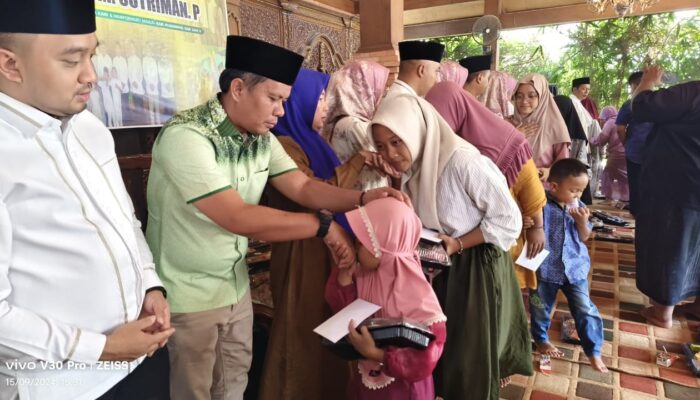 Dihadiri Calon Bupati Agus-Nazar, Keluarga Besar H.Sutriman Santunani Ratusan Anak-Anak Yatim-Piatu