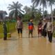 Intensitas hujan Tinggi, Kapolsek Kejuruan Muda Cek Desa Yang Terendam Banjir