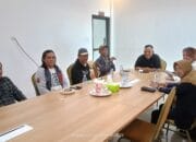 Aliansi Advokasi Demokrasi Indonesia (AKSI) Bersama Relawan Jenderal Kotak Kosong Bertandang ke KPU