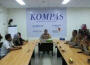 Kapolda Sulsel Kunjungi Kepala Biro Kompas TV Makassar, Bahas Persiapan Pilkada Serentak 2024