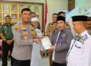 Kapolda Sulsel Melaksanakan Kunjungan ke Polres Bone dalam Rangka Cooling System Bansos Pilkada Damai